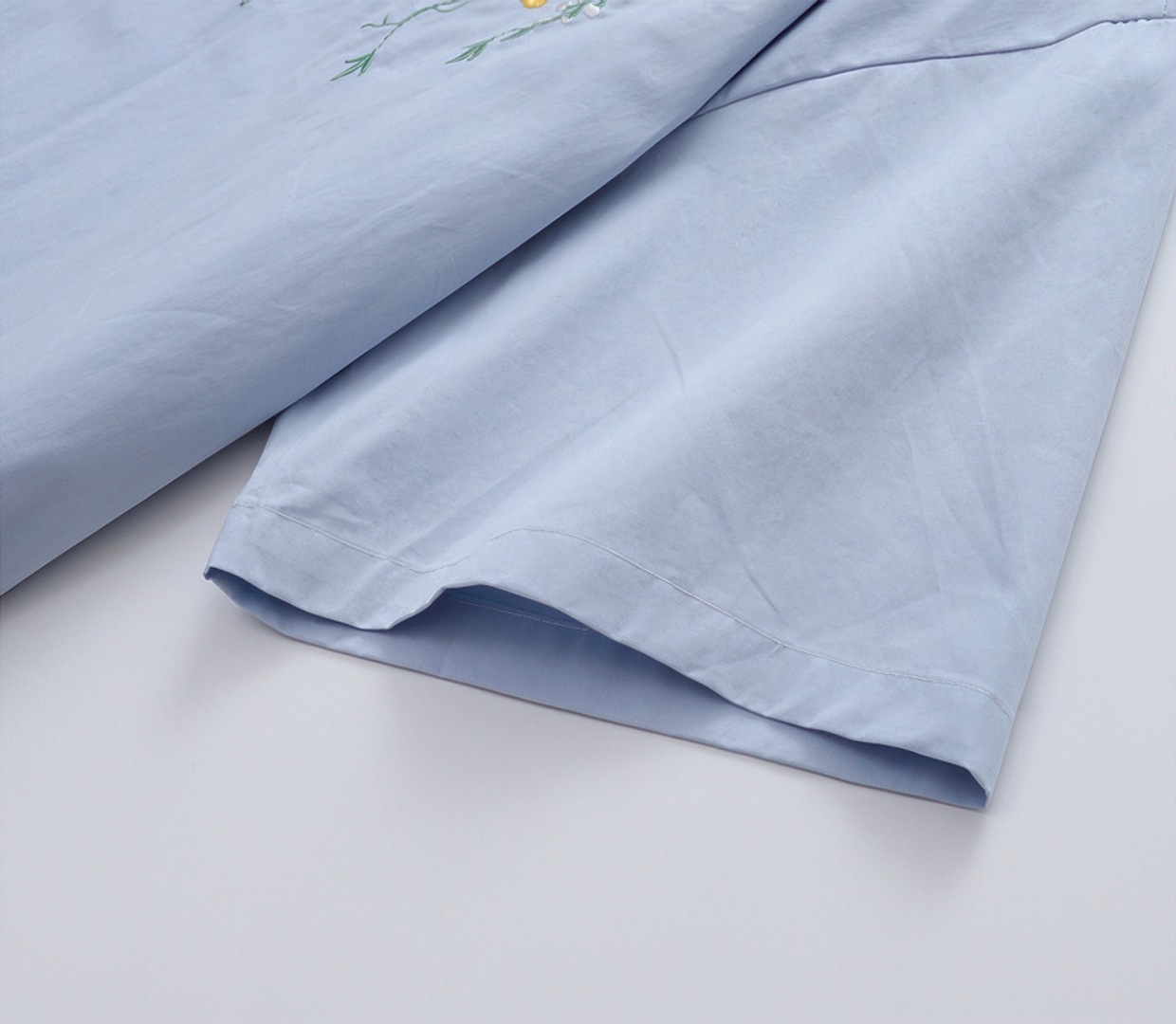 Short-Sleeve Shirt With Colorful Floral Embroidery,